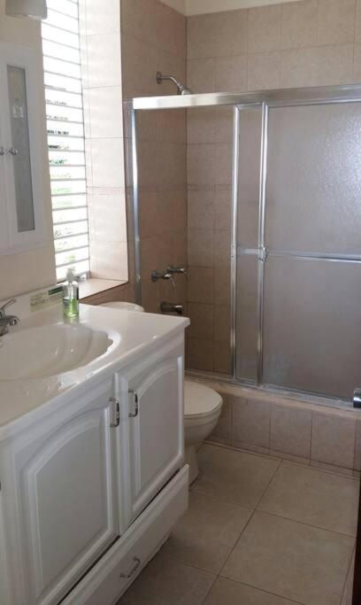 Ocho Rios 2 Bedroom Apartment/Flat Extérieur photo